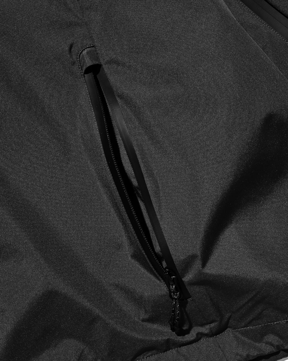 CLESSTE / +Phenix Windstopper ® By Gore-tex Labs City Mountain Jacket (Black)