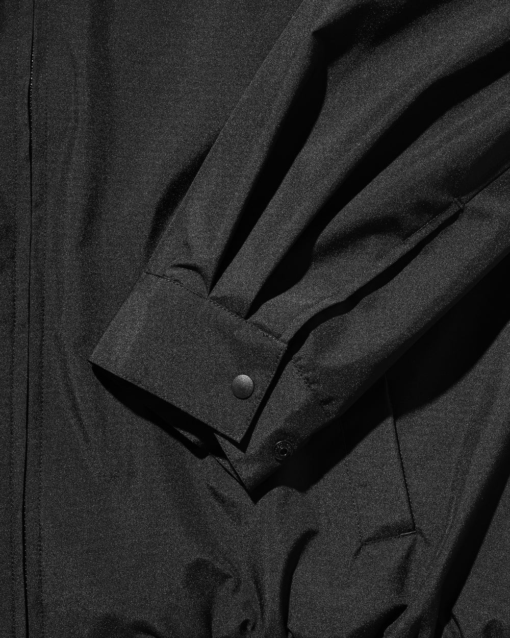 CLESSTE / +Phenix Windstopper ® By Gore-tex Labs Active City Utility Jacket (Black)