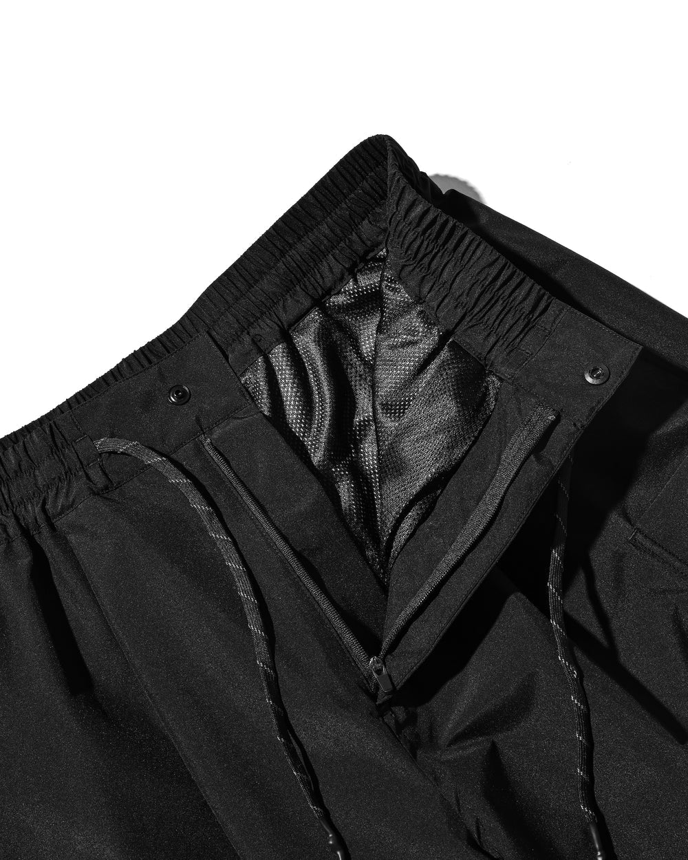 CLESSTE / +Phenix Windstopper ® By Gore-tex Labs City Military Half Pants (Black)