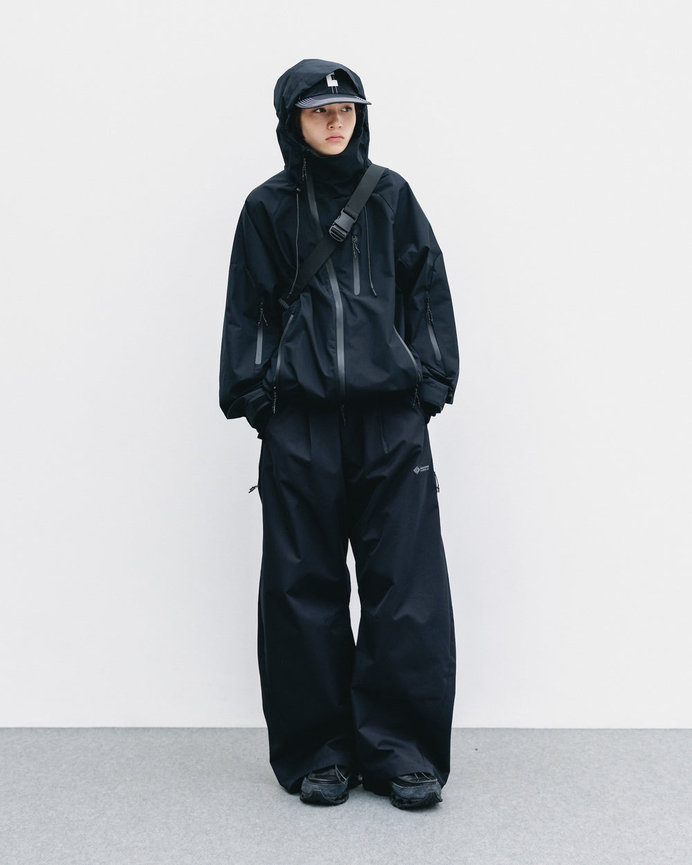 CLESSTE / +Phenix Windstopper ® By Gore-tex Labs City Mountain Jacket (Black)