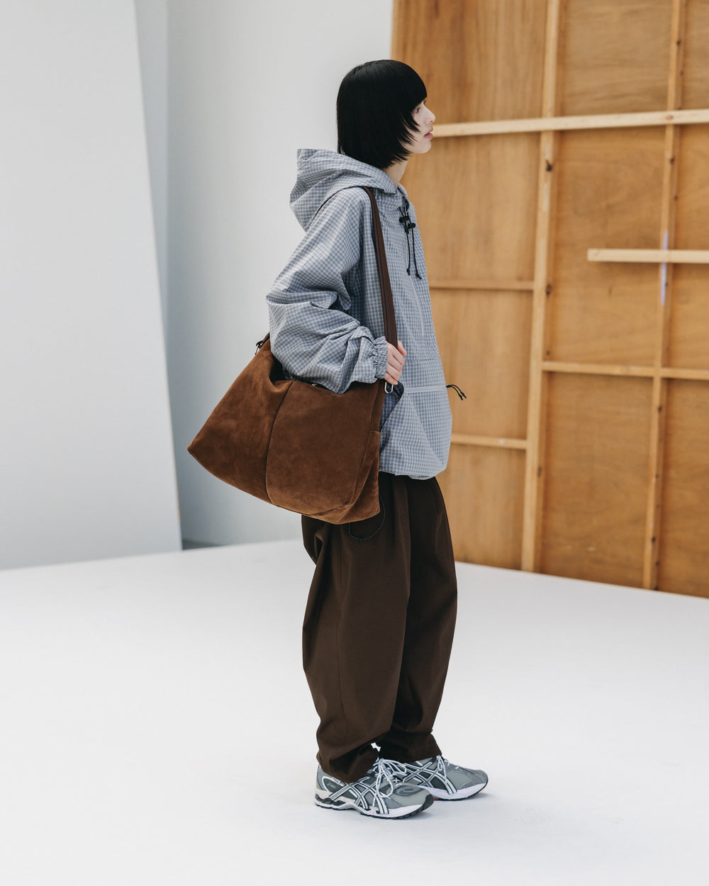 CLESSTE / Suede Nomad Bag (Brown)