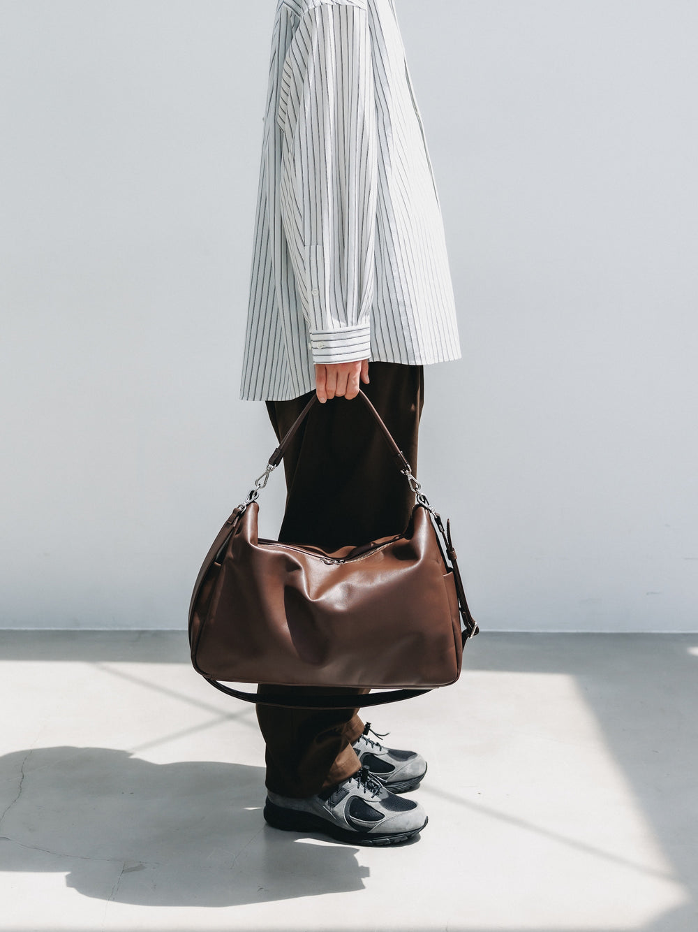 CLESSTE / Leather Day Off Bag Large (Brown)