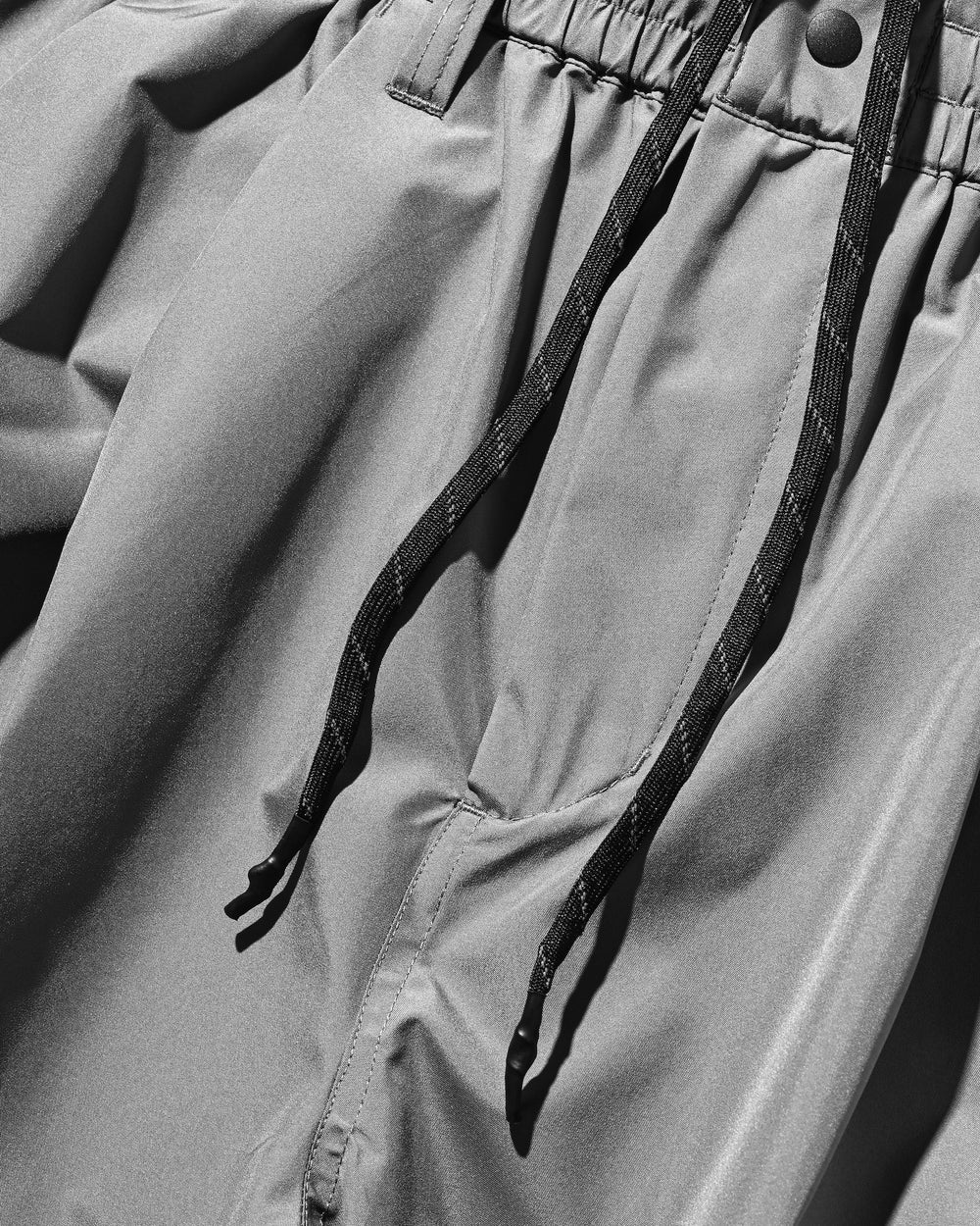 CLESSTE / +Phenix Windstopper ® By Gore-tex Labs City Barrel Leg Pants (Charcoal Gray)