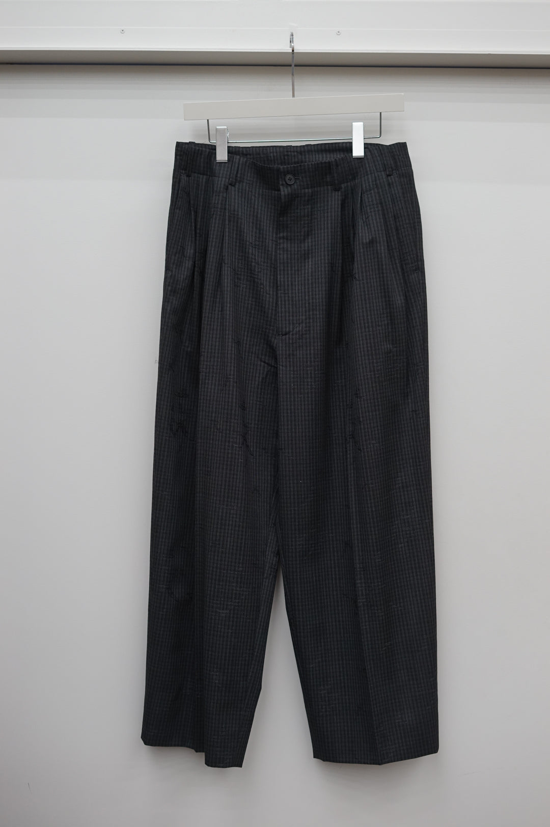 NONNOTTE / Draping Five-Tuck Wide Trousers (Trace Bird Plaid)