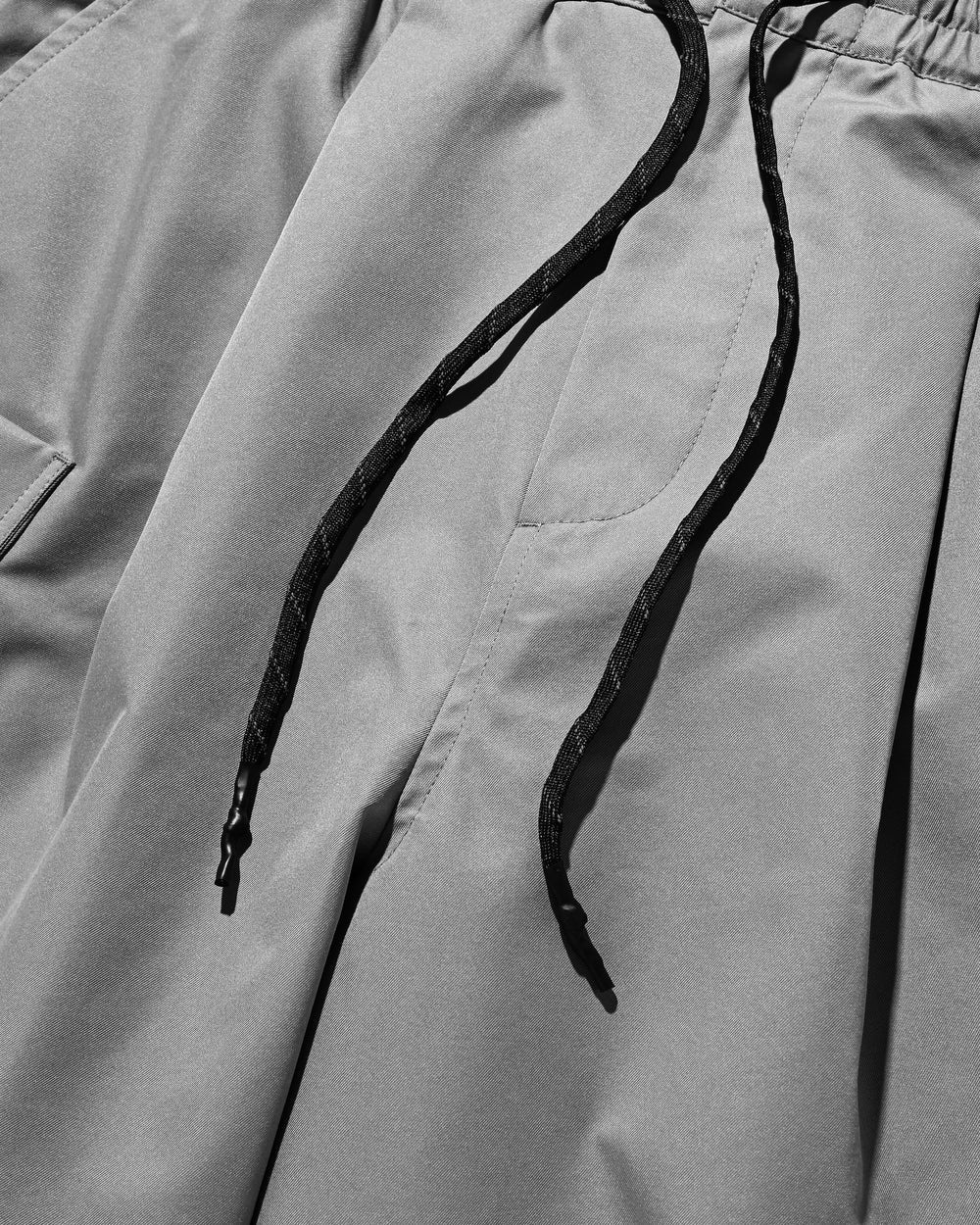 CLESSTE / +Phenix Windstopper ® By Gore-tex Labs City Military Half Pants (Charcoal Gray)
