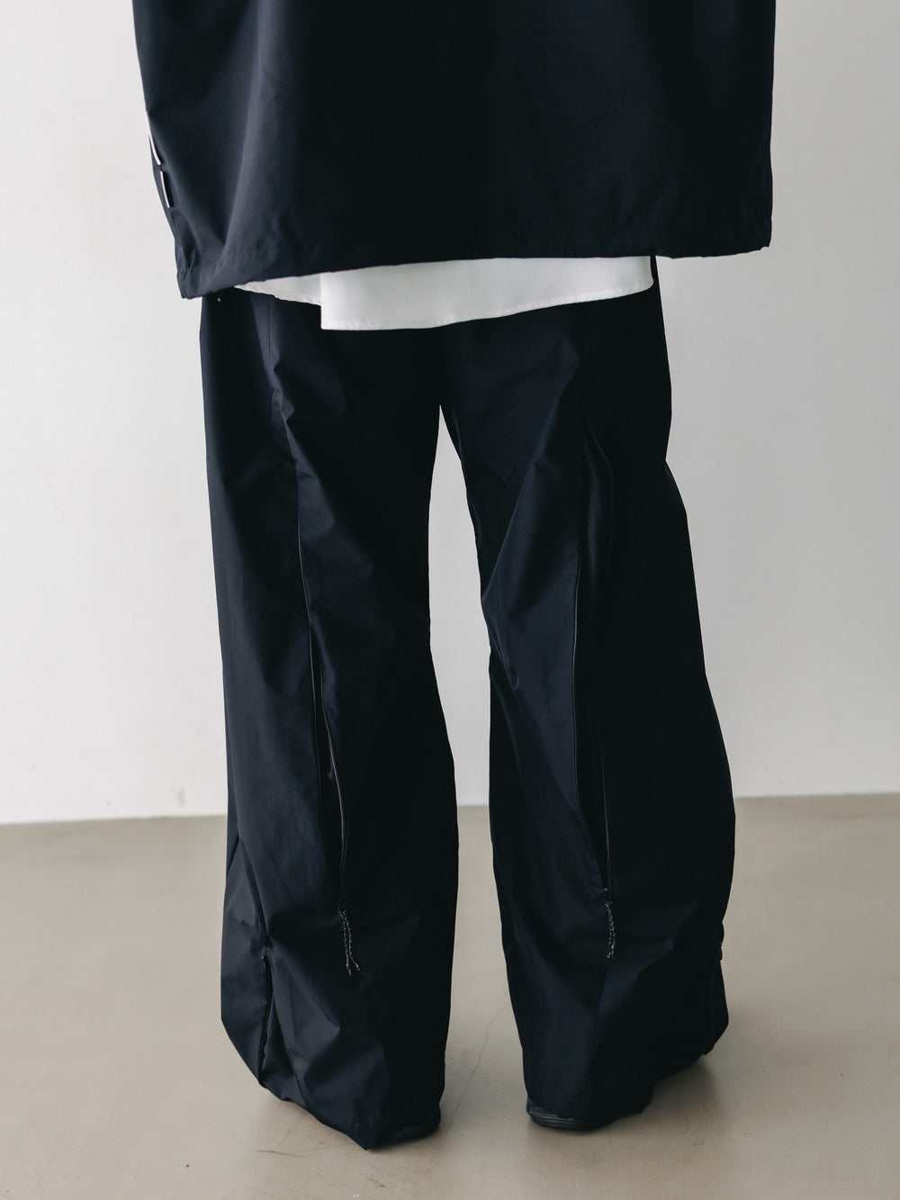CLESSTE / +Phenix Windstopper ® By Gore-tex Labs City Barrel Leg Pants (Black)