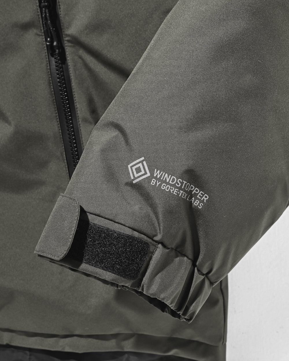 CLESSTE / +Phenix Windstopper ® By Gore-tex Labs City Happy Jacket (Asphalt Gray)