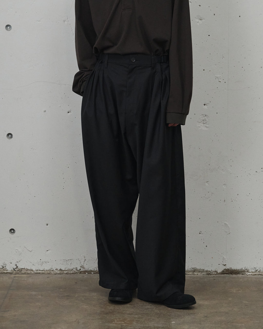 ANCELLM / Belted Wool Slacks (Black)