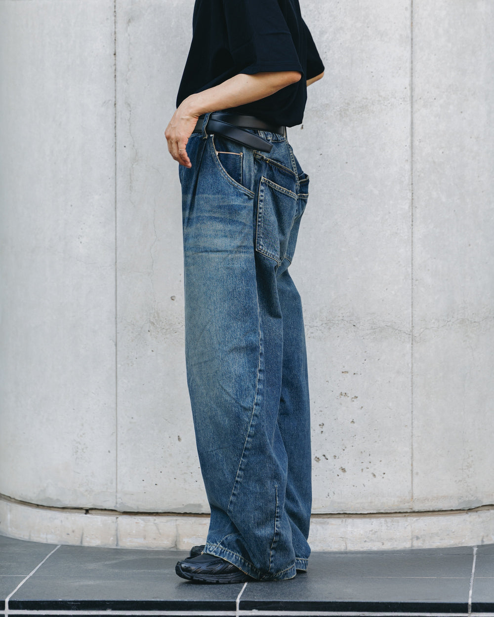 CLESSTE / Vintage Dyed Selvedge Denim Barrel Leg Pants (Vintage Indigo)