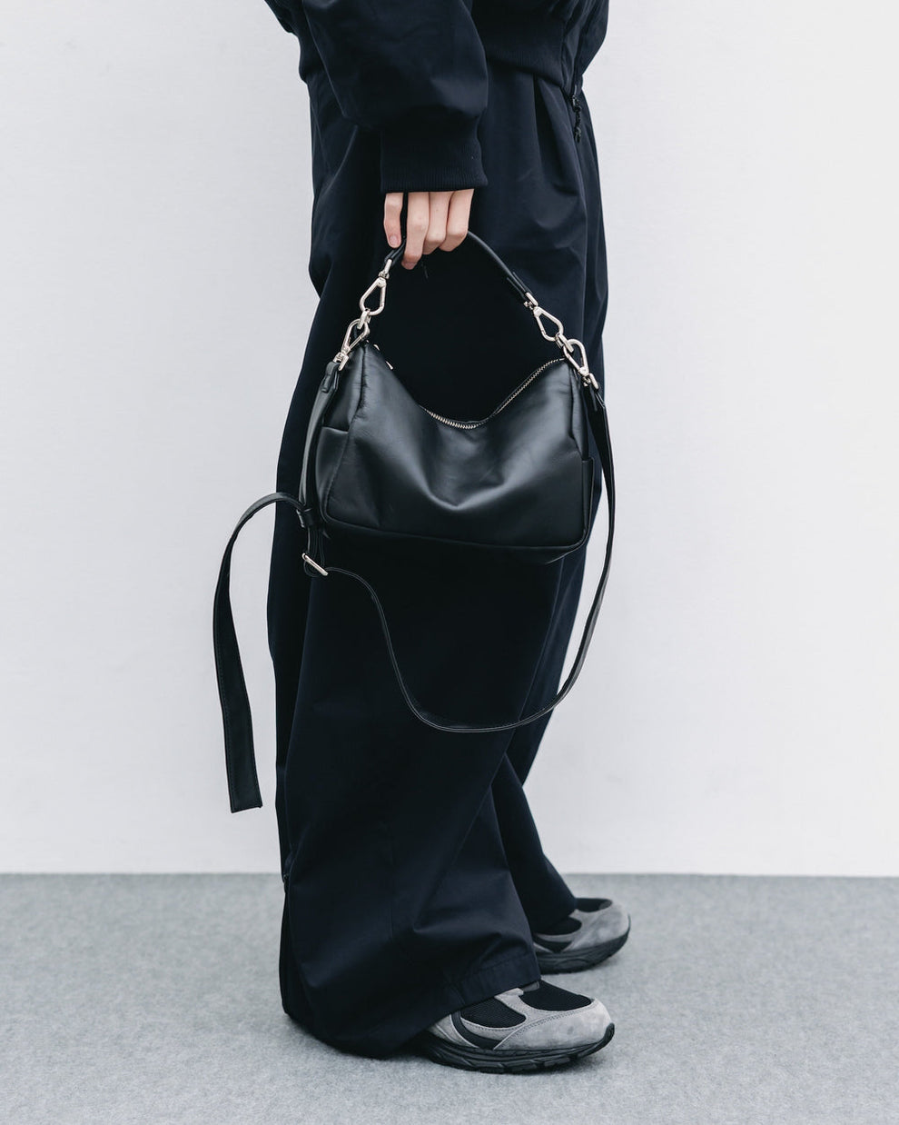 CLESSTE / Leather Day Off Bag Mini (Black)