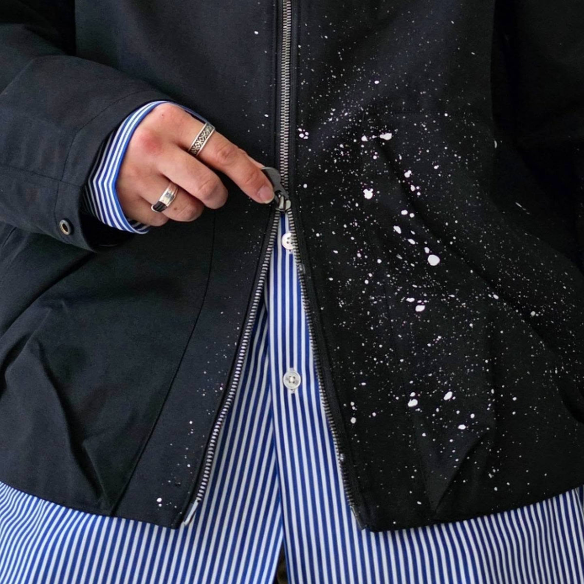 SHINYAKOZUKA / His Work Blouse With Powderfall (Black)