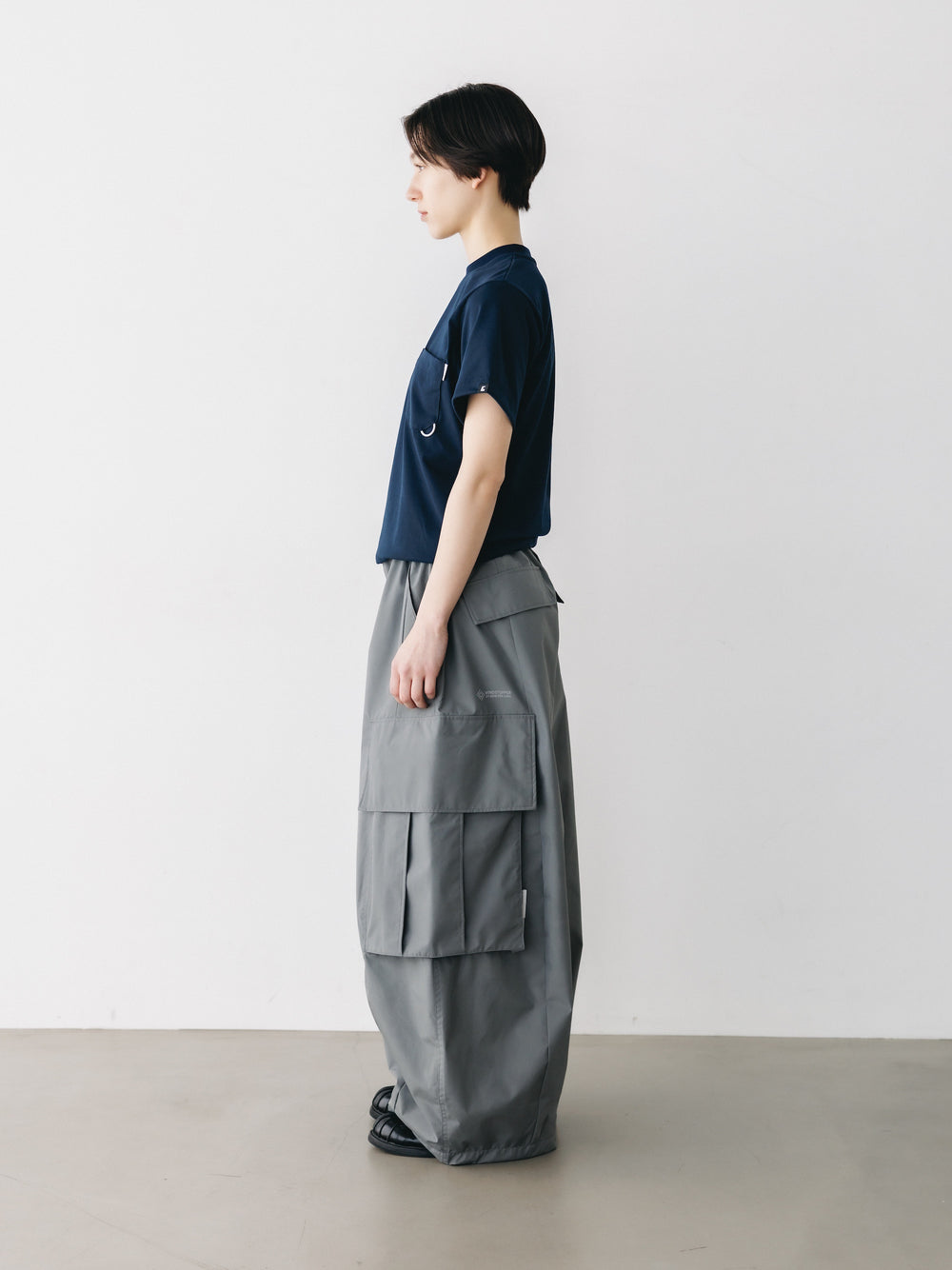 CLESSTE / +Phenix Windstopper ® By Gore-tex Labs City Mega Pocket Balloon Cargo Pants (Charcoal Gray)