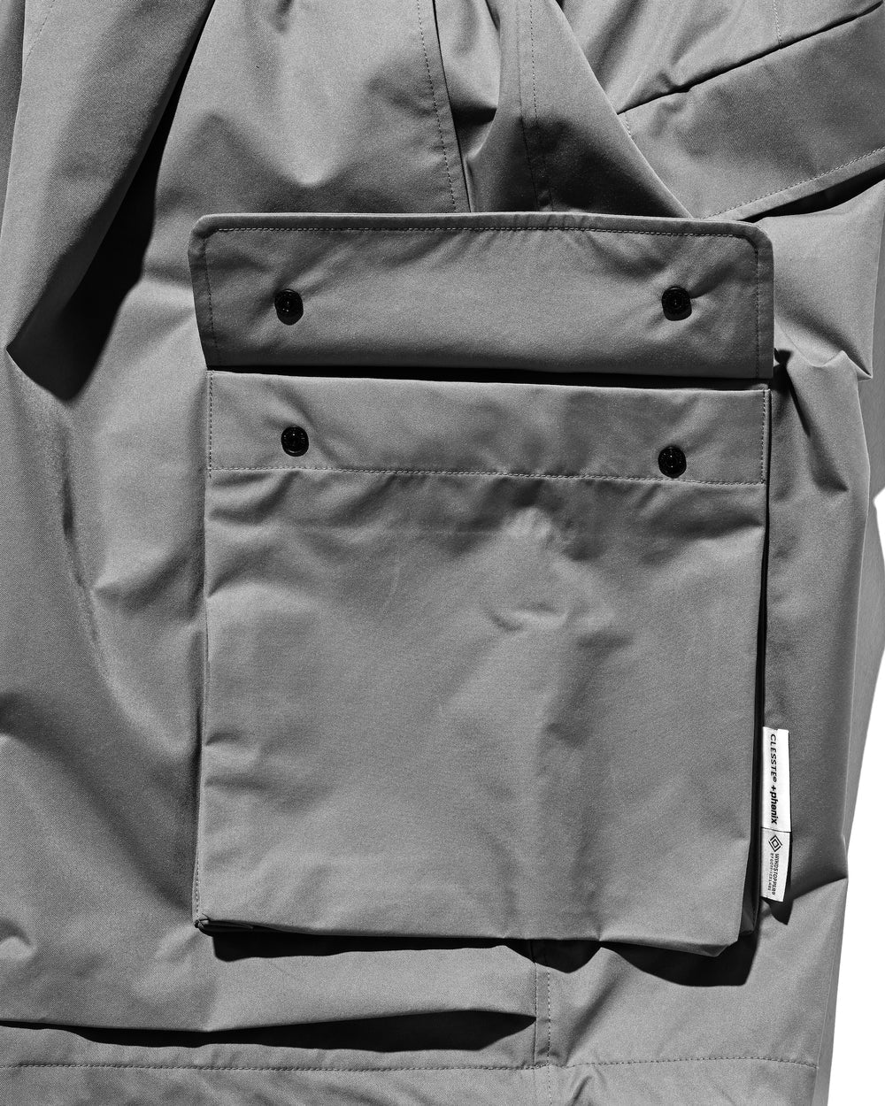 CLESSTE / +Phenix Windstopper ® By Gore-tex Labs City Military Half Pants (Charcoal Gray)