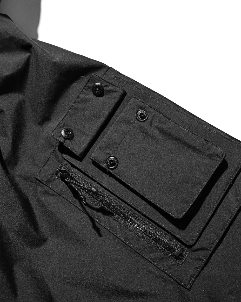 CLESSTE / +Phenix Windstopper ® By Gore-tex Labs City Military Jacket (Black)