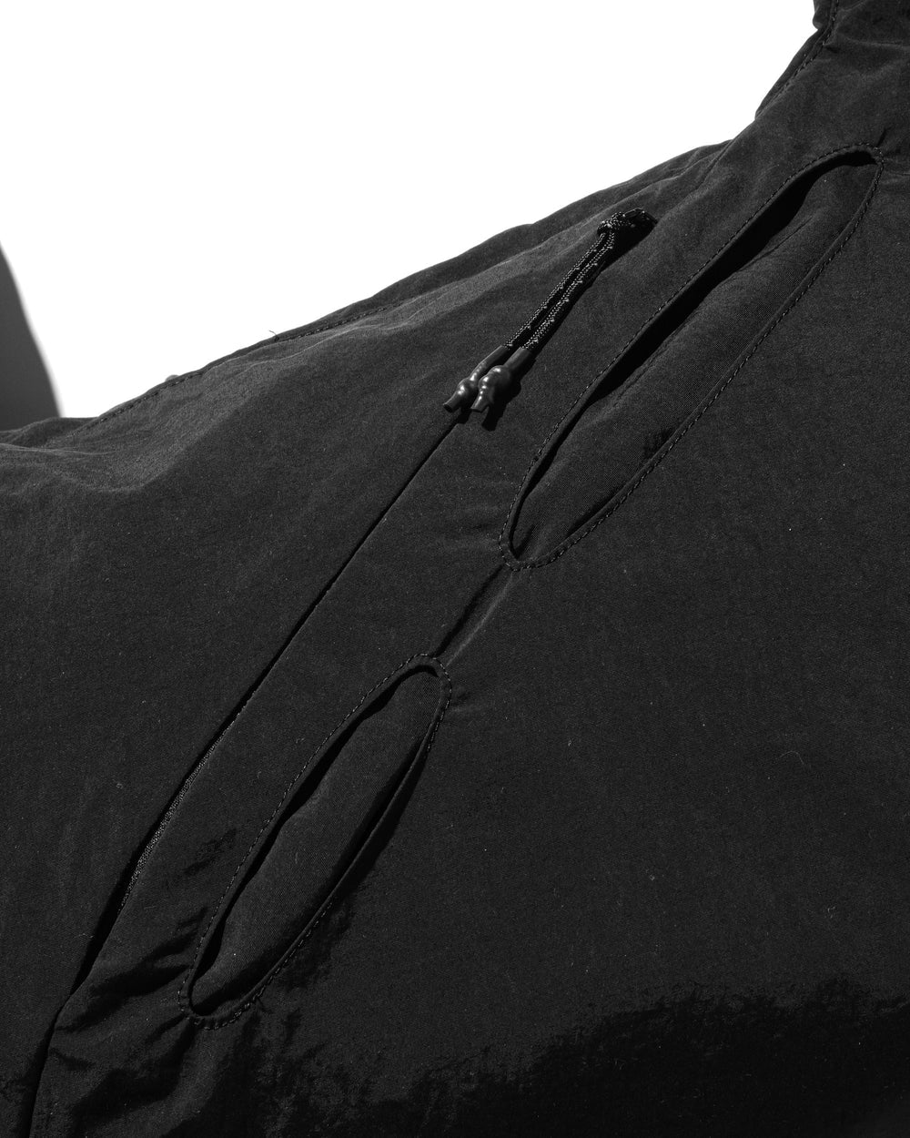 CLESSTE / Active City Future Bag (Black)