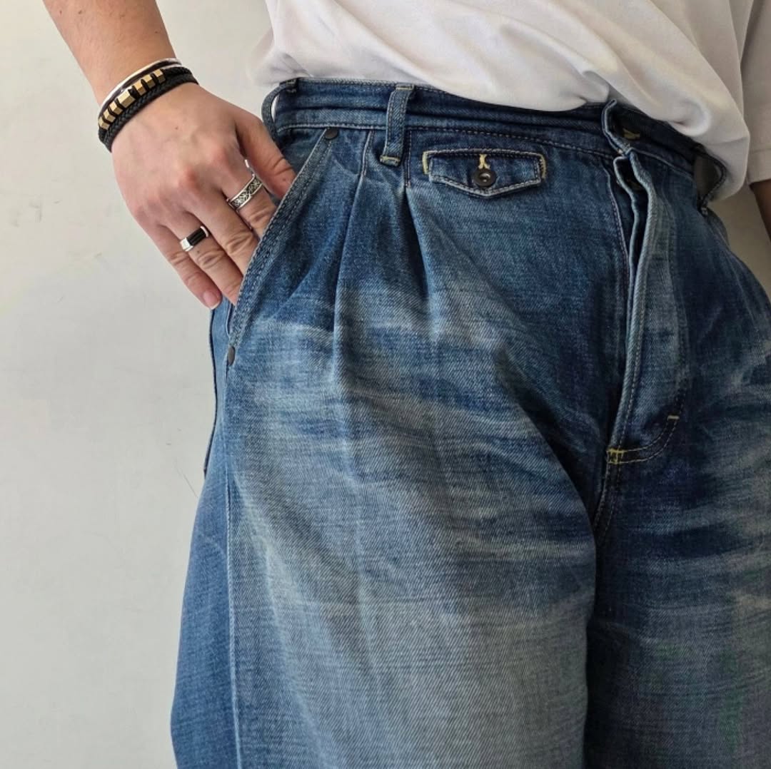 THE JEAN PIERRE / 2 Tuck Denim Trouser