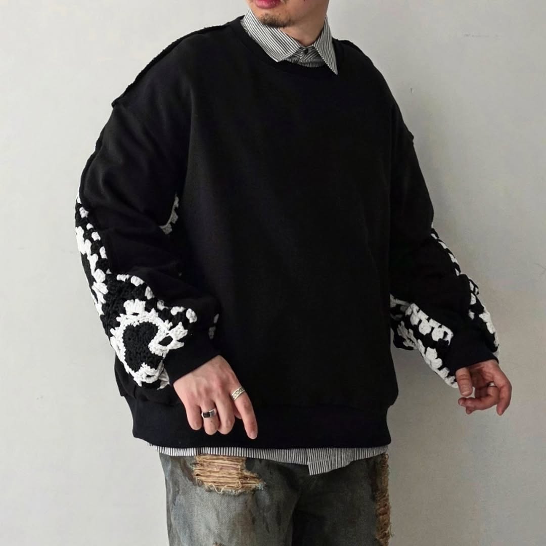 DISCOVERED / Playcard Crochet Sleeve Sweat (Black)