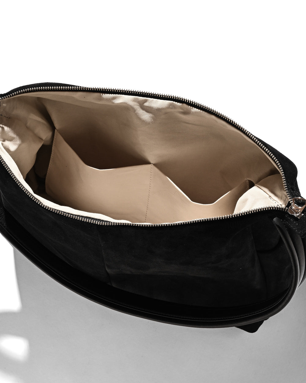 CLESSTE / Suede Nomad Bag (Black)