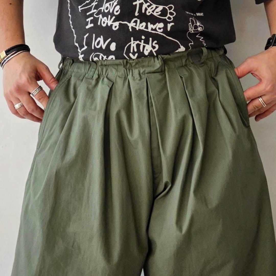 NONNOTTE / Pleat Dock Shorts Trousers (Mulled Basil)