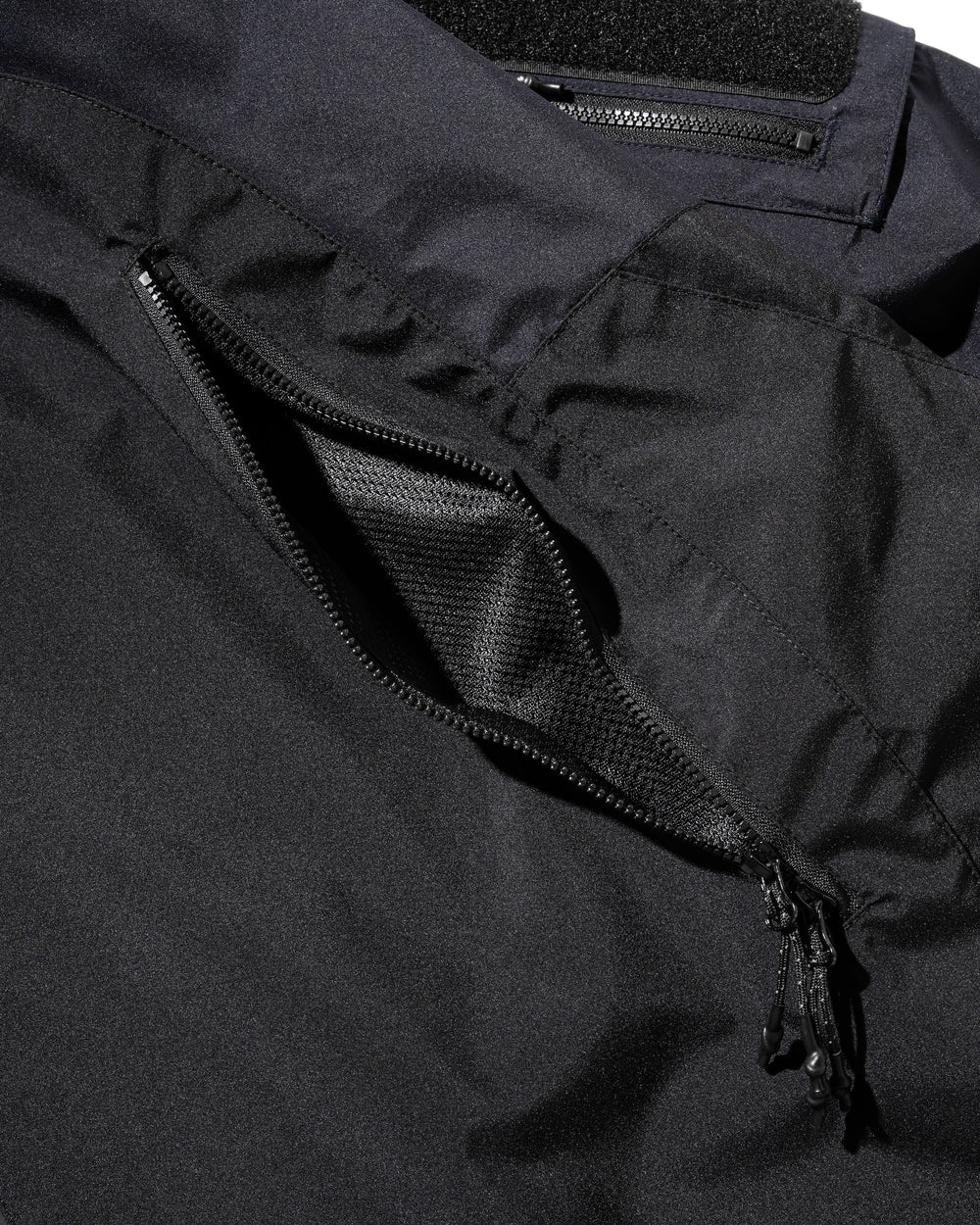 CLESSTE / +Phenix Windstopper® By Gore-Tex Labs City Military Jacket