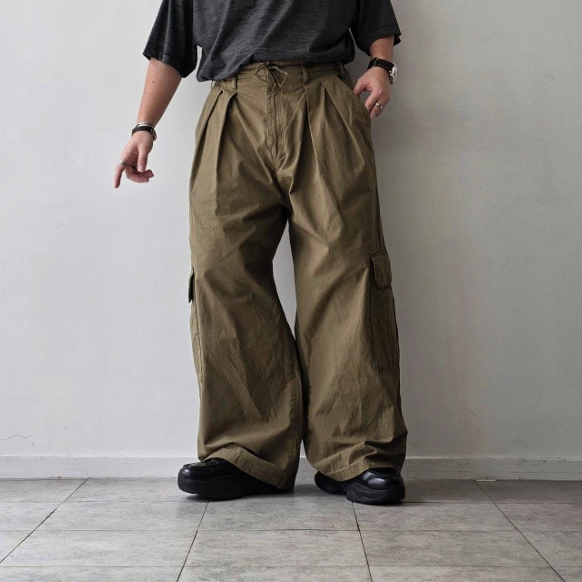 ANCELLM / Poplin Cargo Pants (Olive)