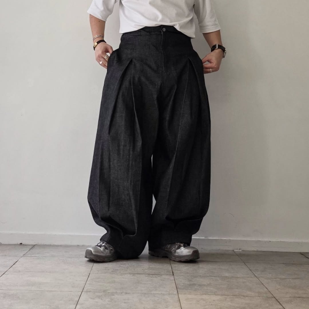 SAGE NATION / Box Pleat Trouser Denim - Raw Black