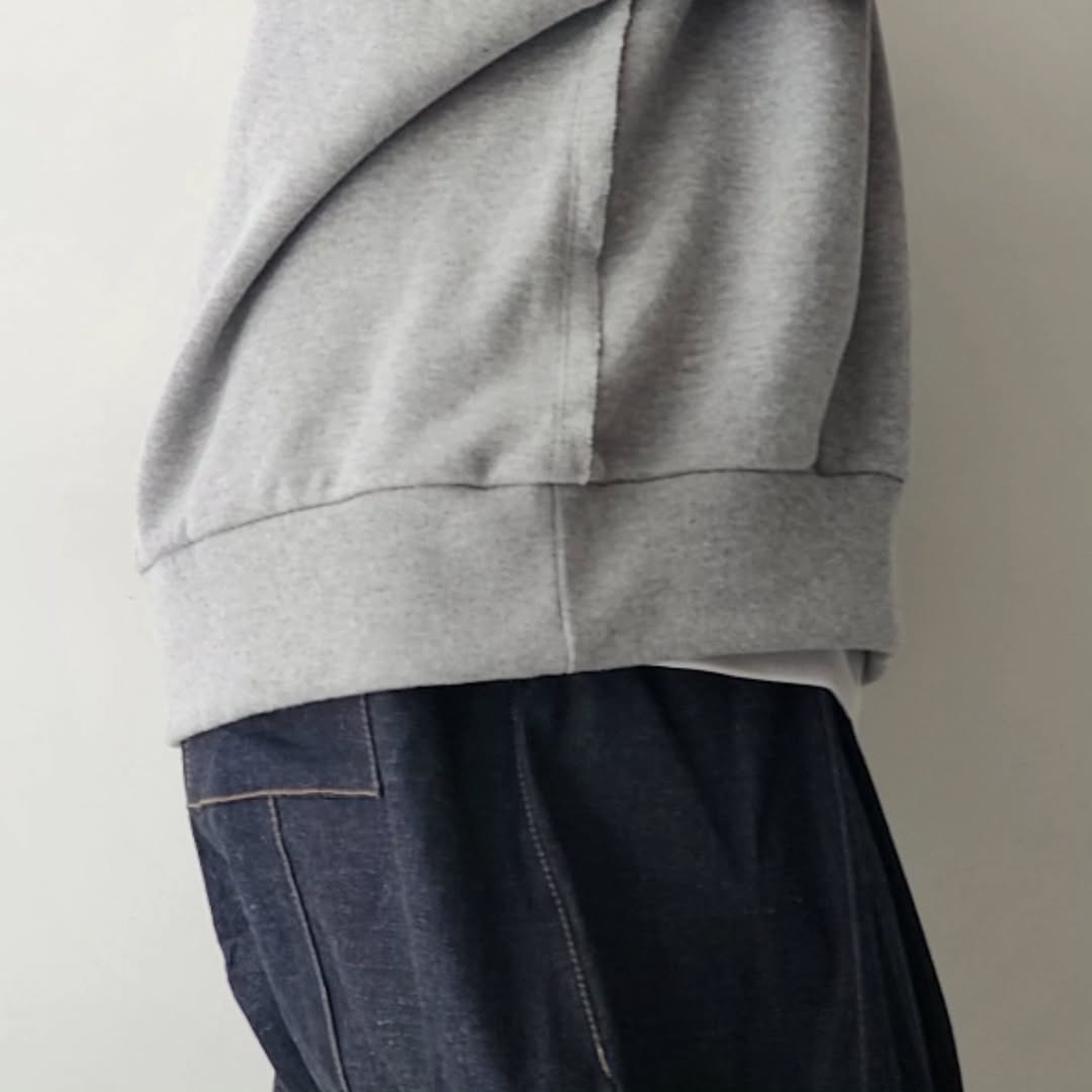 DISCOVERED / Crochet Sleeve Sweat (Gray)