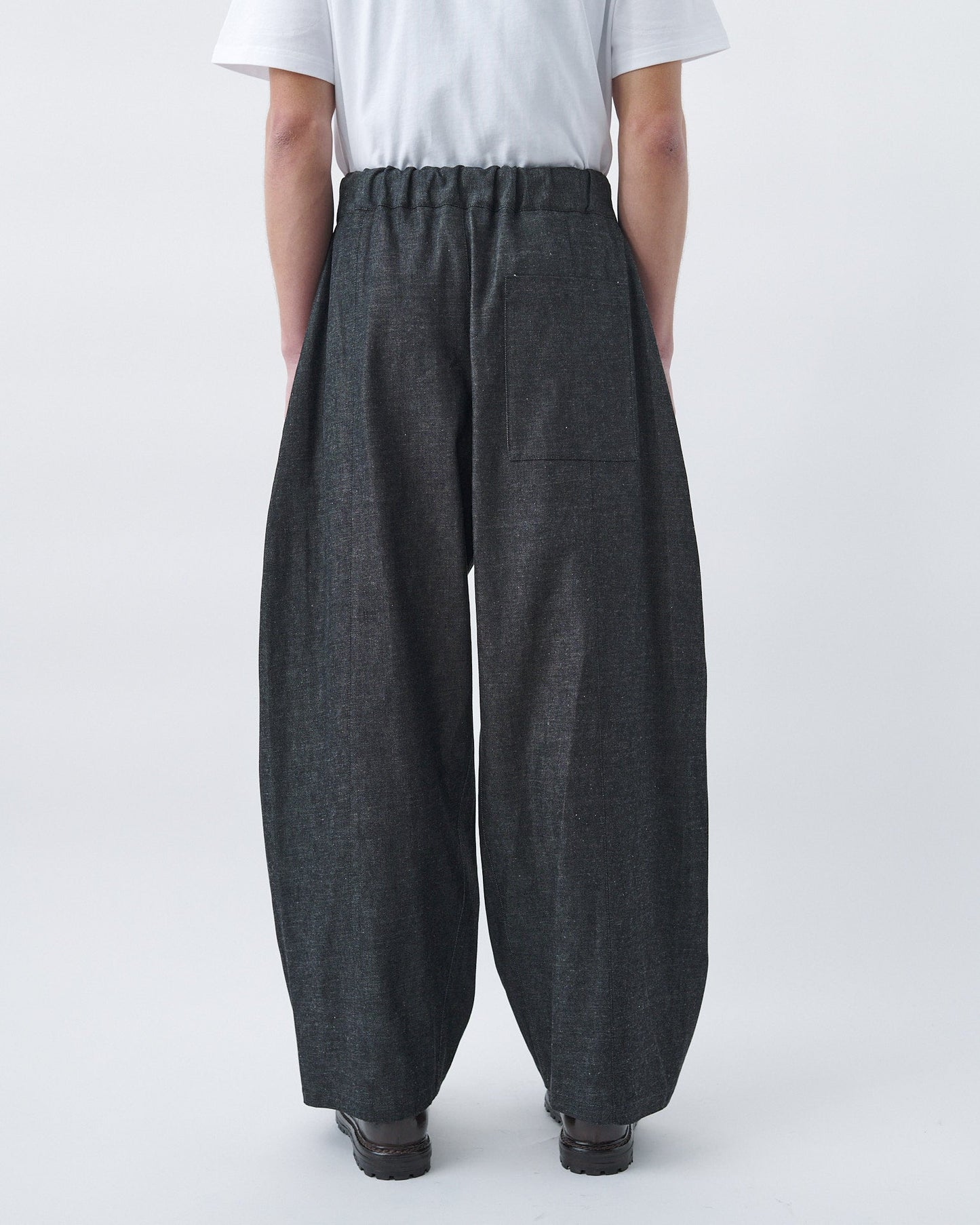 SAGE NATION / Box Pleat Trouser Denim - Raw Black