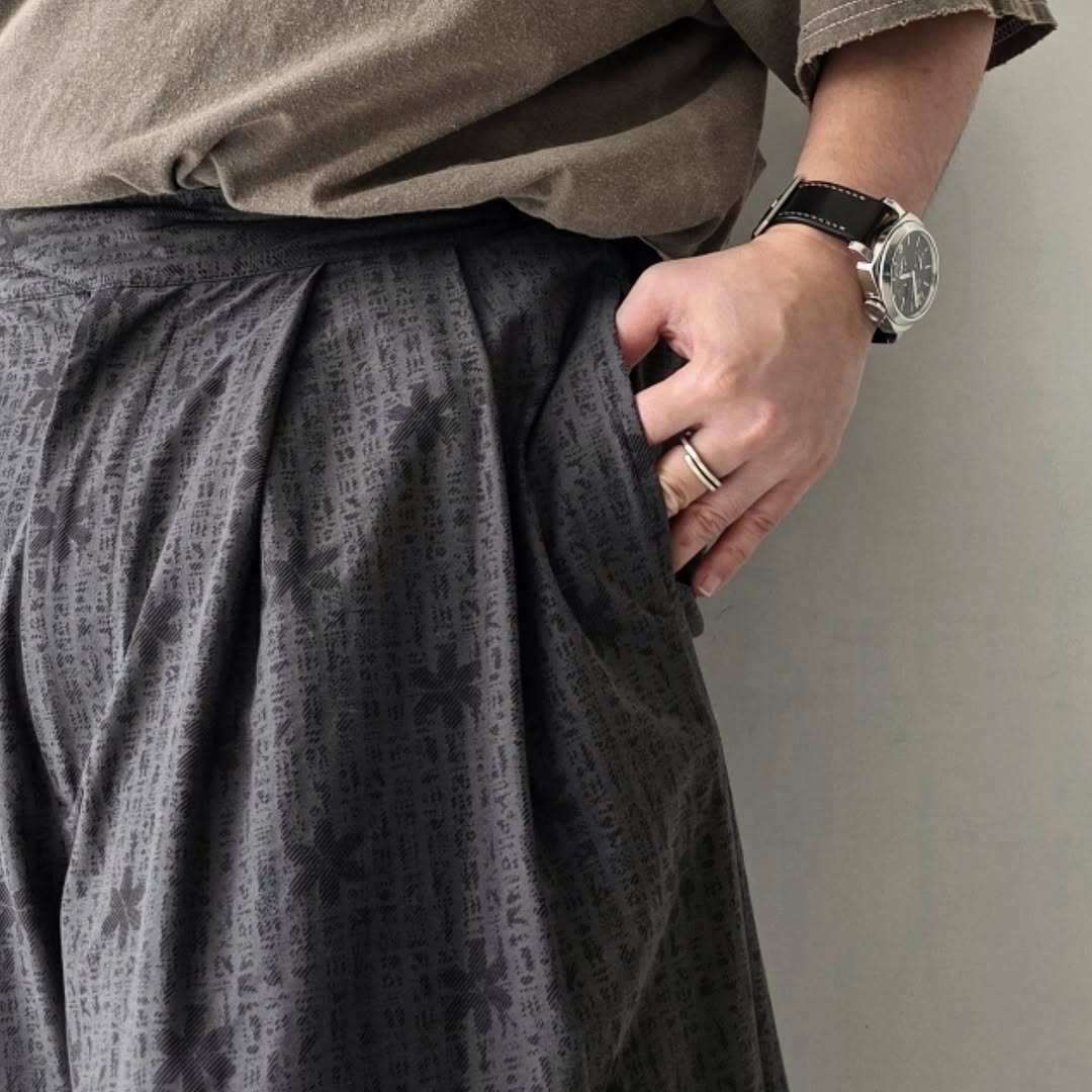 KANEMASA PHIL / 46G Opal Print Gurkha Shorts (Charcoal Print)