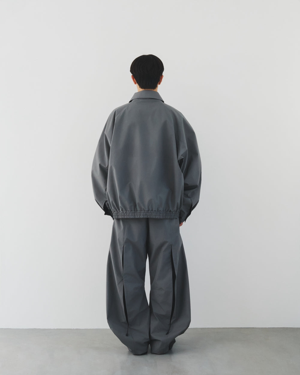 CLESSTE / +Phenix Windstopper ® By Gore-tex Labs City Barrel Leg Pants (Charcoal Gray)