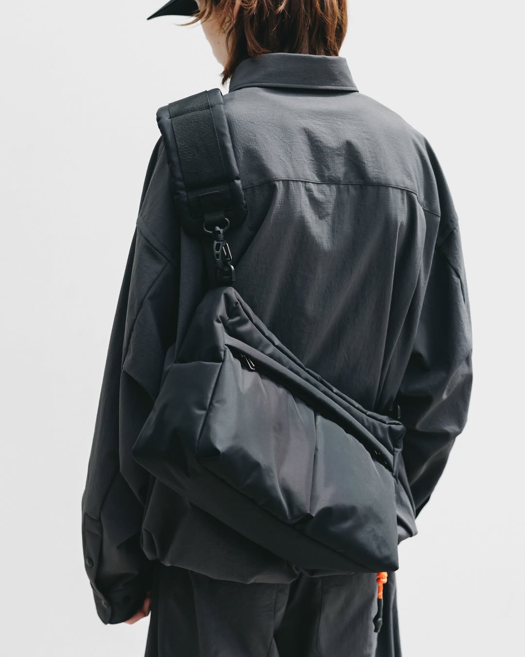 CLESSTE / Multi Pocket Holiday Bag