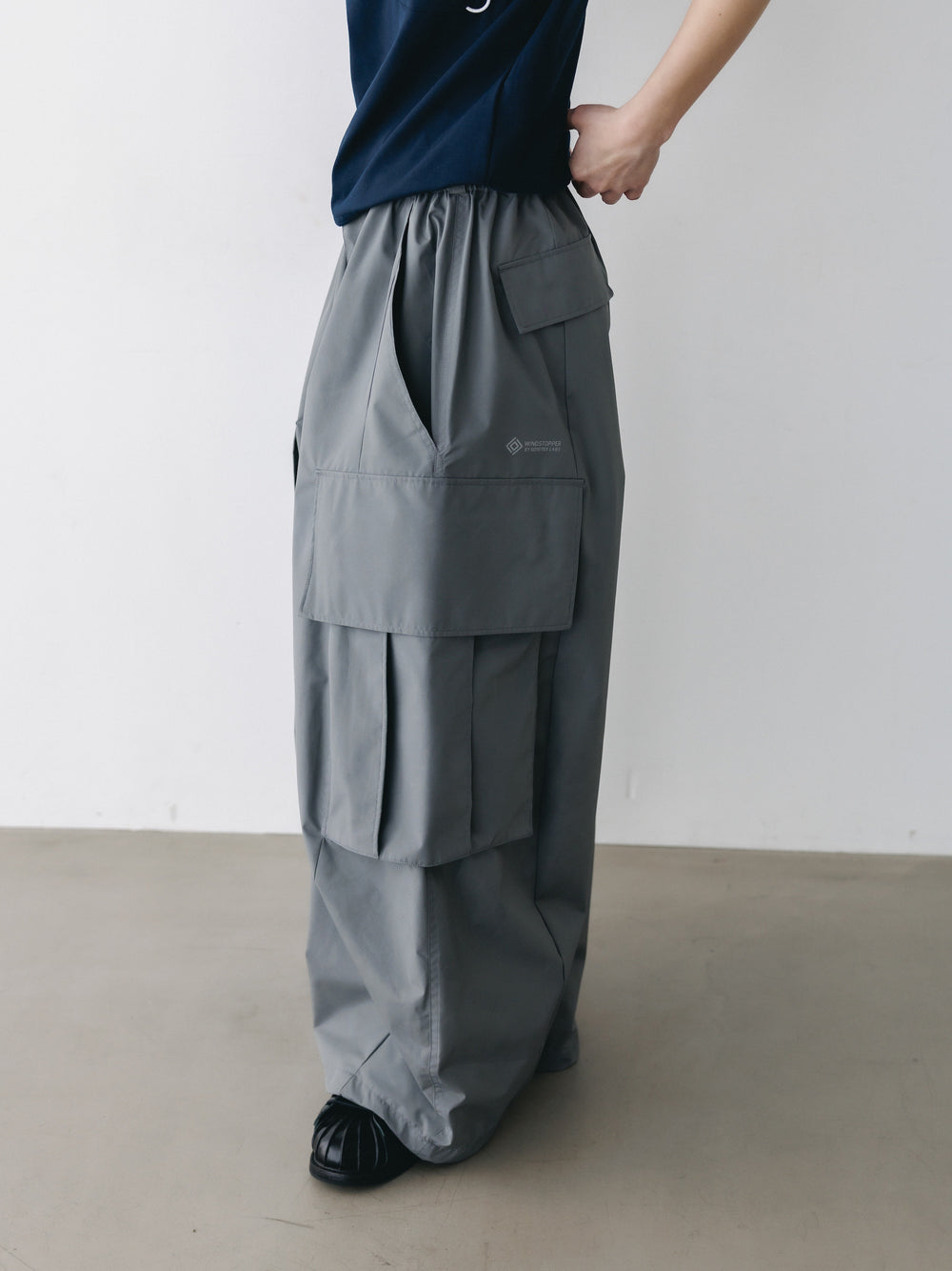 CLESSTE / +Phenix Windstopper ® By Gore-tex Labs City Mega Pocket Balloon Cargo Pants (Charcoal Gray)