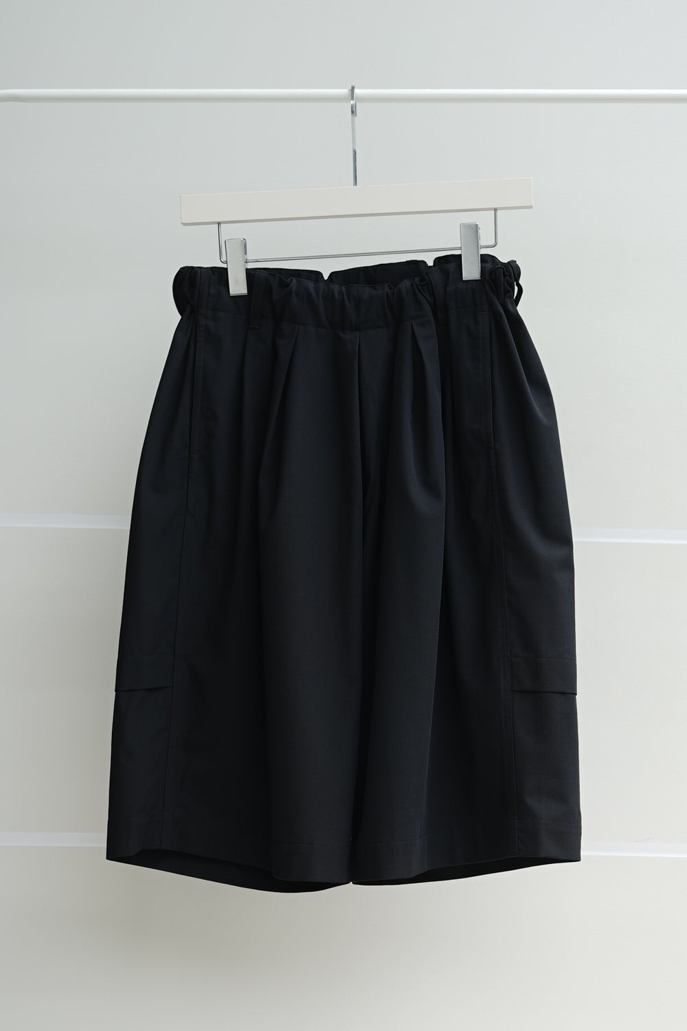NONNOTTE / Pleat Dock Shorts Trousers (Black)
