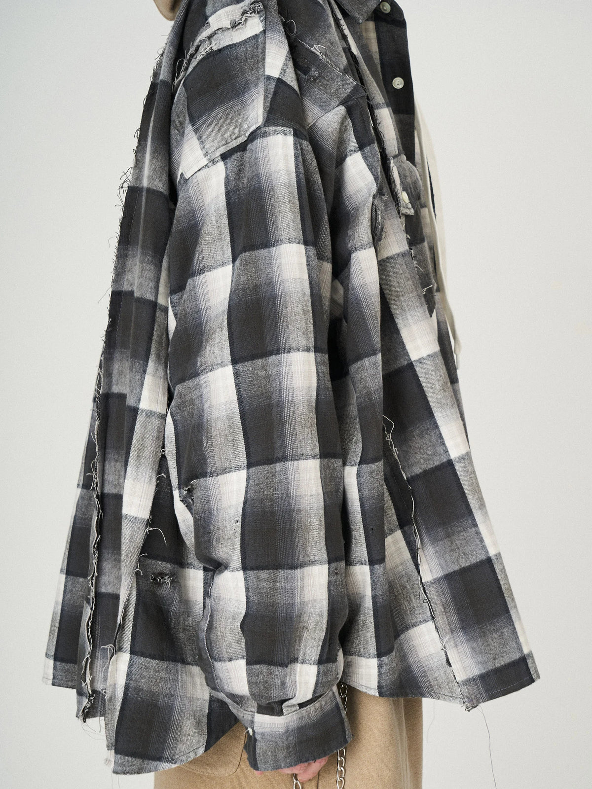 DISCOVERED / Switch Nel Shirts (Black)