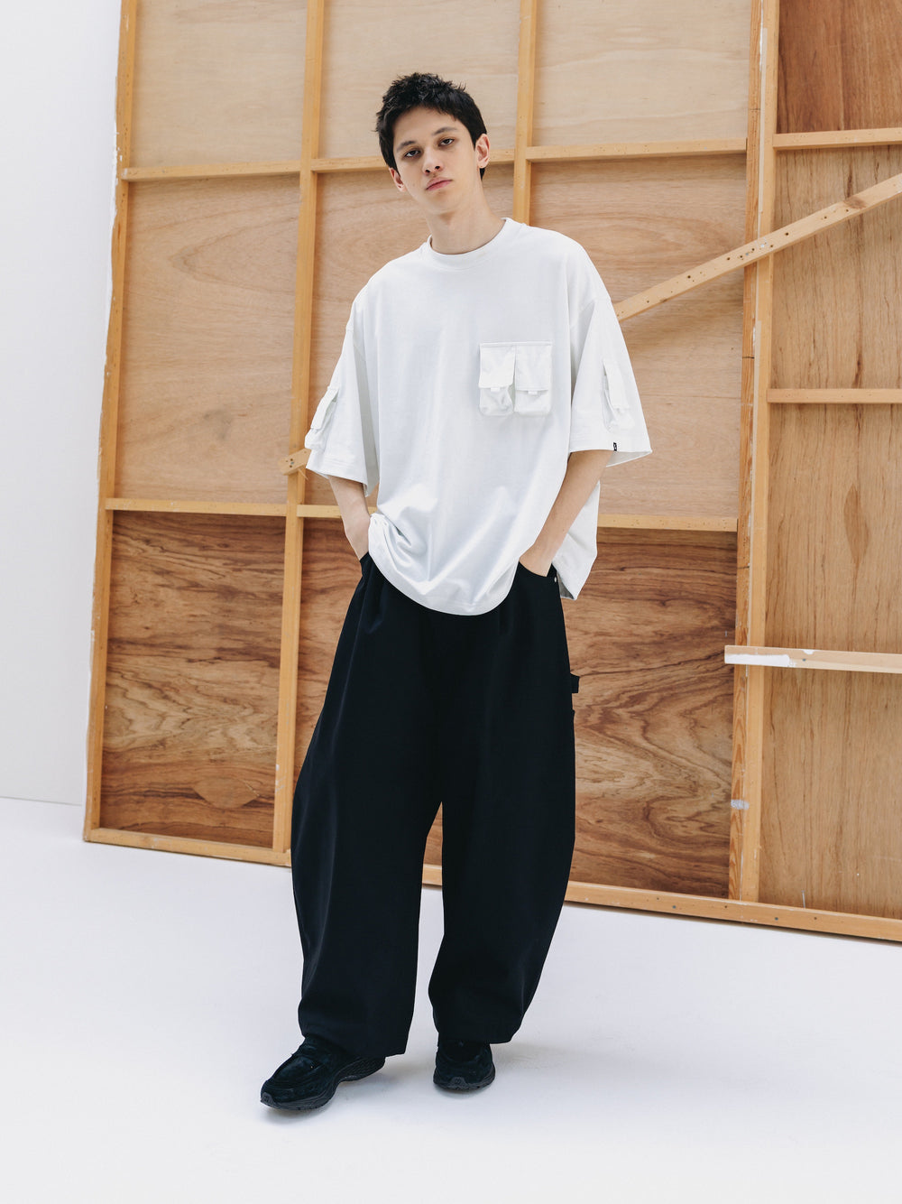 CLESSTE / Multi Pocket S/S T-Shirt (White)