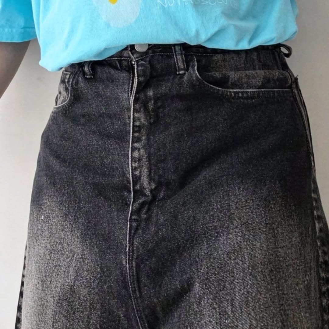SHINYAKOZUKA / Painted Ordinary City Loose Shorts (Black)