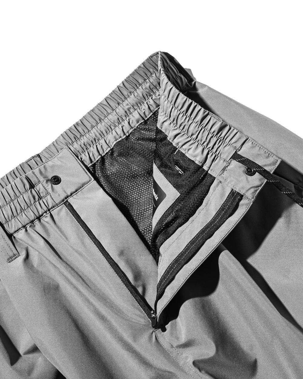 CLESSTE / +Phenix Windstopper ® By Gore-tex Labs City Barrel Leg Pants (Charcoal Gray)