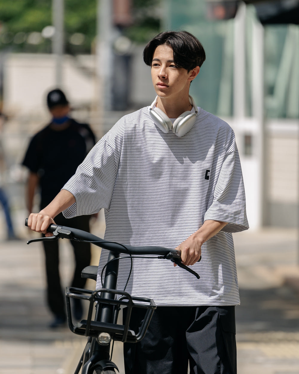 CLESSTE / 'C' Striped Massive T-Shirt With Drawstrings (White x Black)