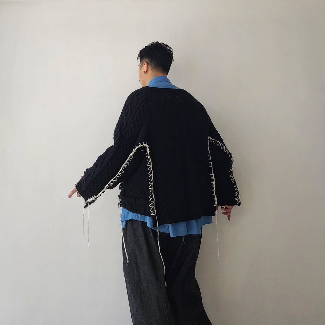 DISCOVERED / Hand Embroidery Fisherman Knit (A)