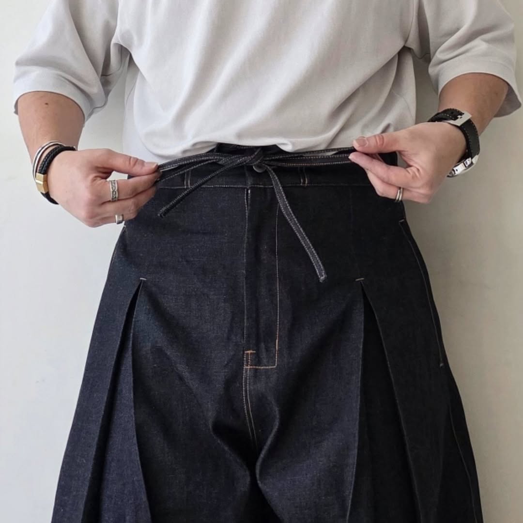 SAGE NATION / Denim Raw Box Pleat Trousers