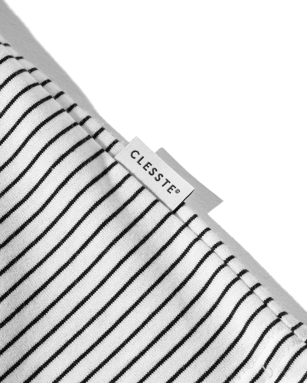 CLESSTE / 'C' Striped Massive T-Shirt With Drawstrings (White x Black)