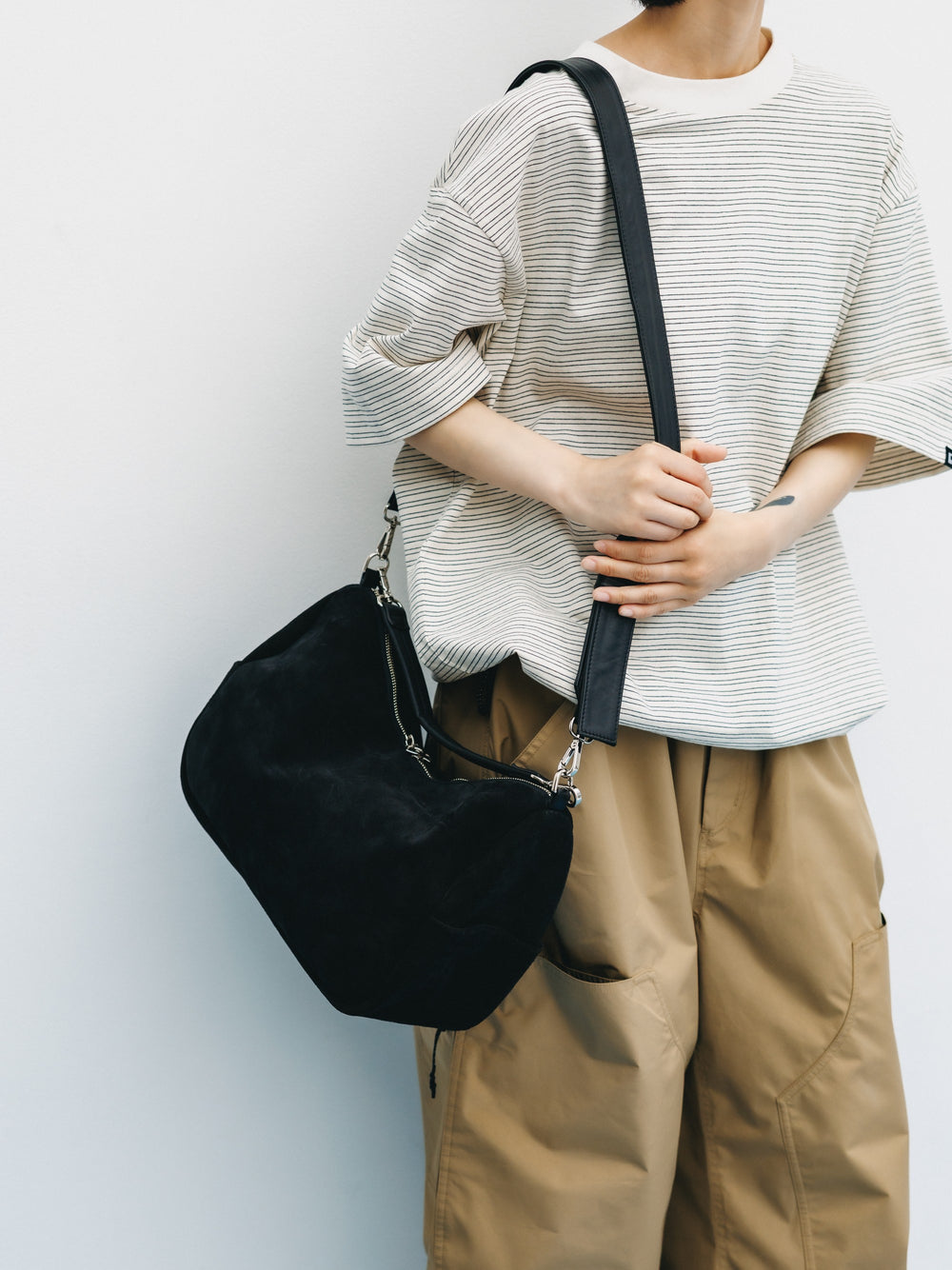 CLESSTE / Suede Day Off Bag (Black)