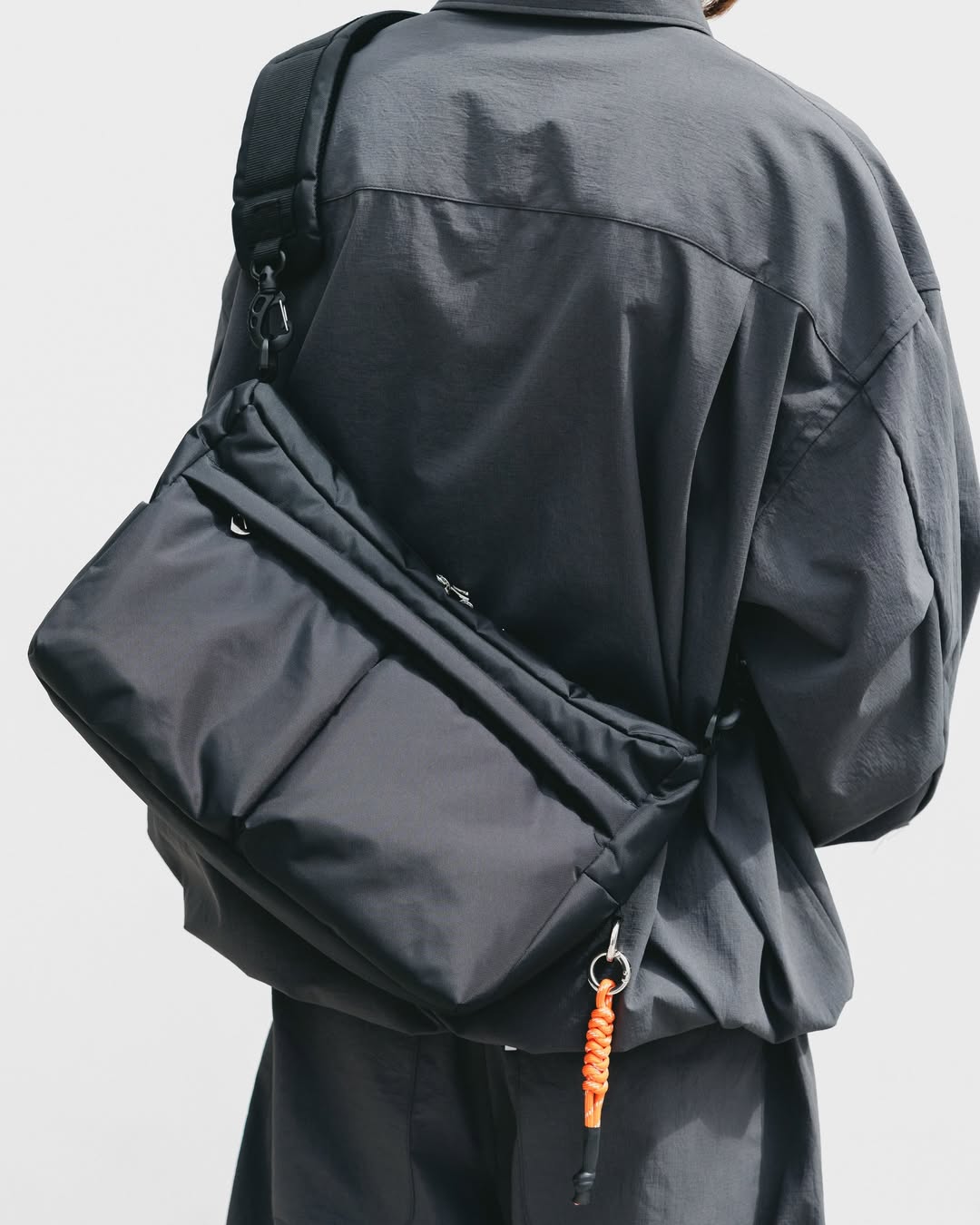 CLESSTE / Multi Pocket Holiday Bag