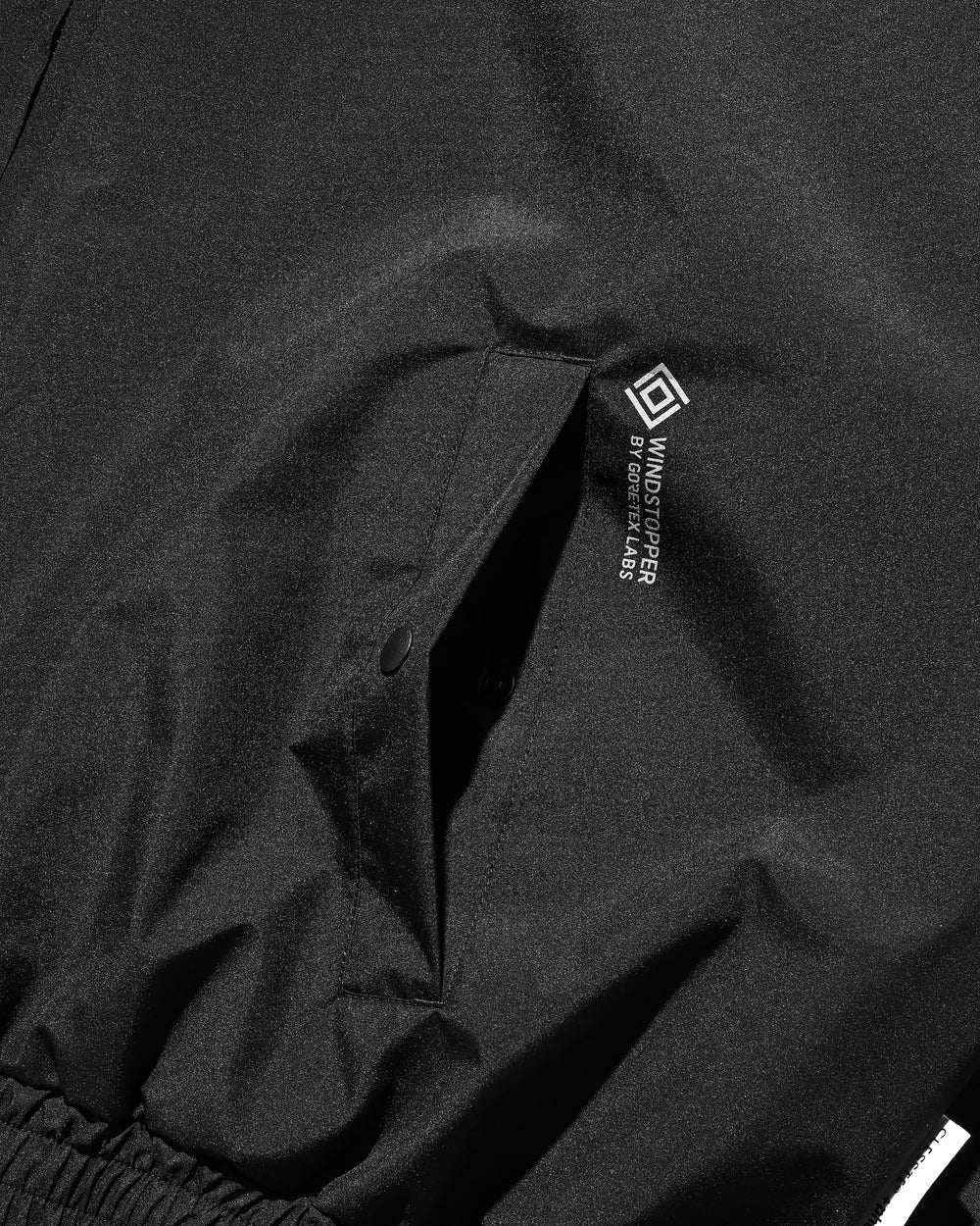 CLESSTE / +Phenix Windstopper ® By Gore-tex Labs Active City Utility Jacket (Black)