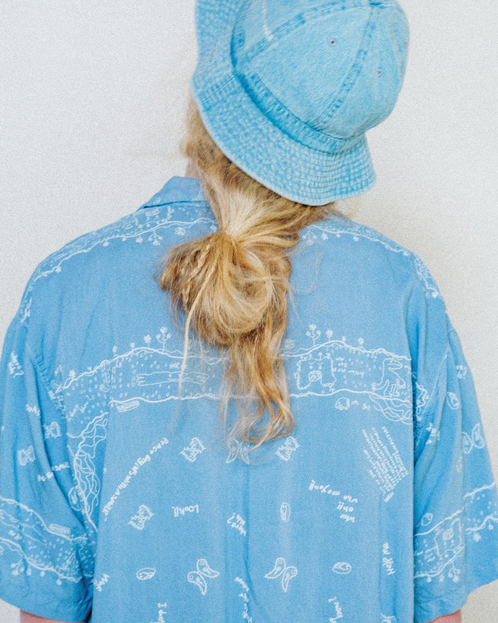 INNAT / Rakugaki Bandana Shirt (Sax Blue)