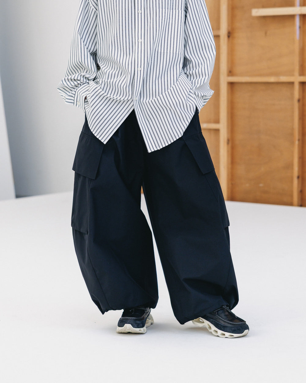 CLESSTE / +Phenix Windstopper ® By Gore-tex Labs City Mega Pocket Balloon Cargo Pants (Black)