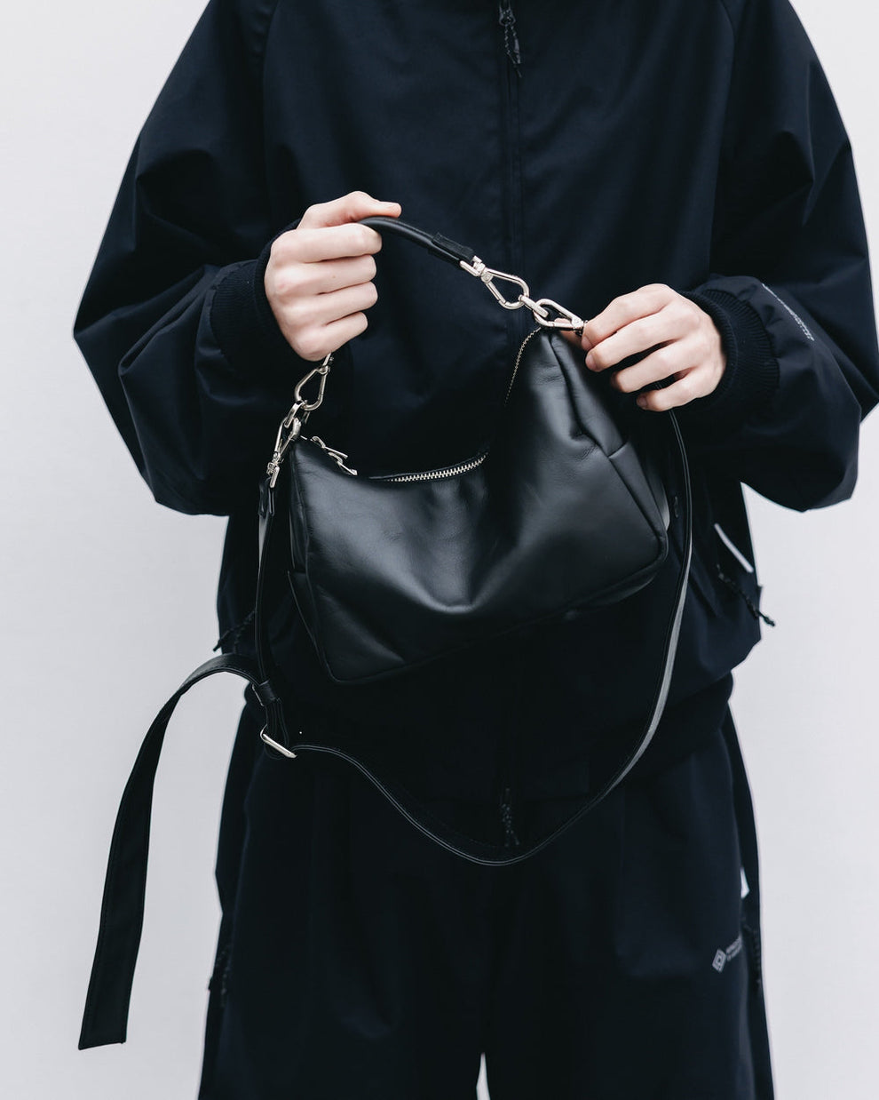 CLESSTE / Leather Day Off Bag Mini (Black)