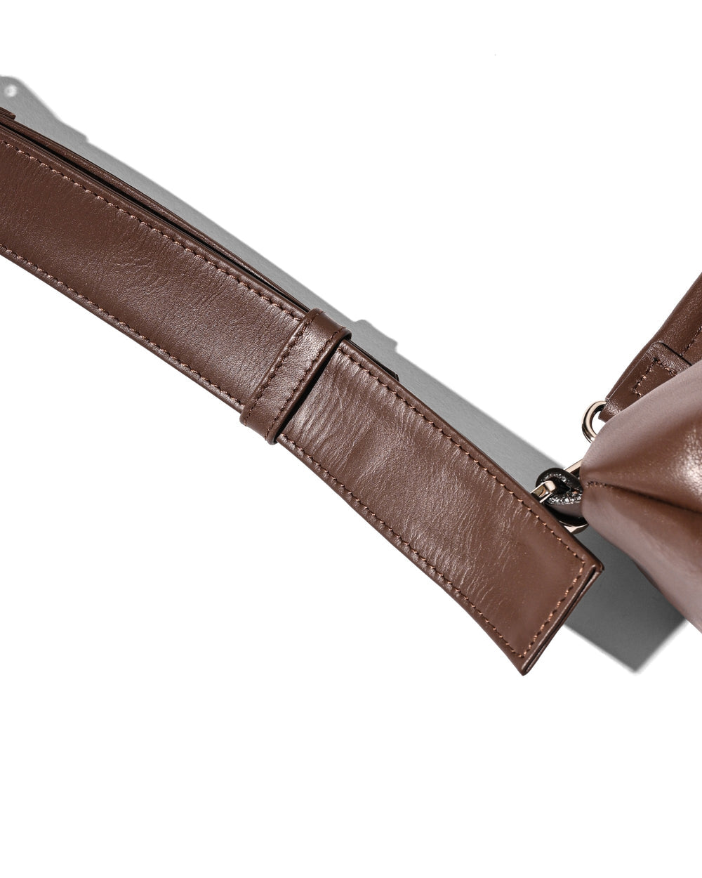 CLESSTE / Leather Day Off Bag (Brown)