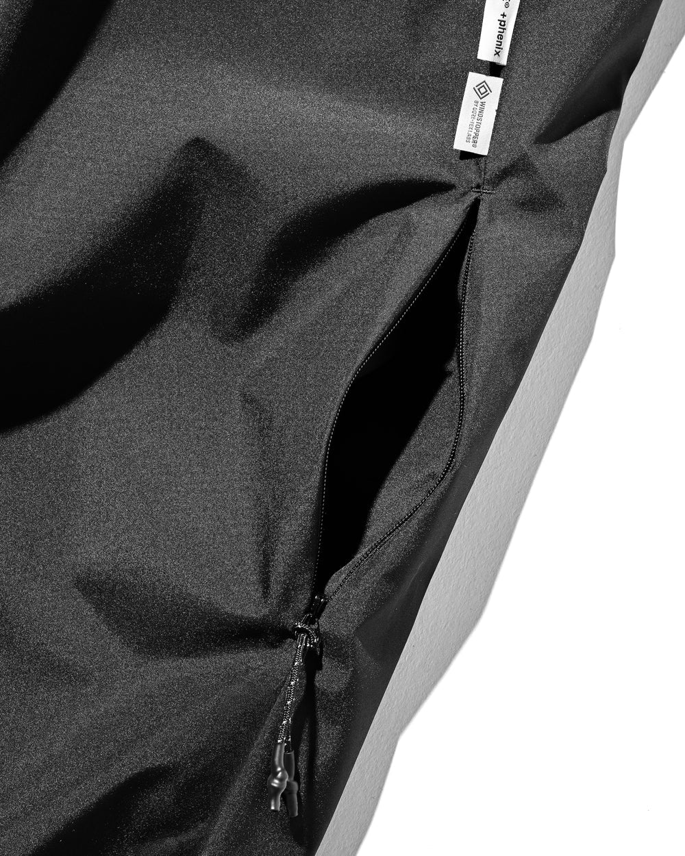 CLESSTE / +Phenix Windstopper ® By Gore-tex Labs City Barrel Leg Pants (Black)