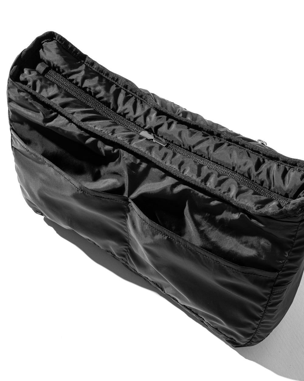 CLESSTE / Multi Pocket Holiday Bag